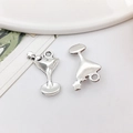Silberner Martini-Cocktailglas-Anhänger für DIY-Schmuck, Armbänder und Halsketten - Antik Silber Weinglas 12145