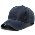 Dunkelblaue Baseballkappe aus gewaschenem Denim mit Streifenstruktur und Metallnieten - Verstellbar / Marineblau