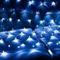 Vista detallada de luces solares LED azules tipo red con diseño de malla uniforme - 100 LED 1,1m*1,1m / Blanco Frío