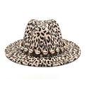 Classic leopard print wool felt fedora hat with brown band and shell decoration - M (56-58cm) / White