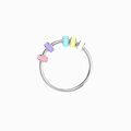 Detail eines silbernen Anti-Angst-Rings aus Edelstahl mit fünf bunten Emaille-Perlen - US 5 / Stil 2 Rosa-Lila-Blau