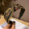 Ethnic style embroidered knot headband with vintage floral patterns and golden stripes - Black