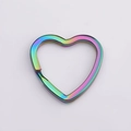 Portachiavi a cuore in acciaio inossidabile arcobaleno con finitura a specchio iridata - Arcobaleno