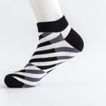 Calze in misto cotone con strisce diagonali nere, bianche e grigie per l'uso quotidiano - Taglia EU 41-46 / Motivo Zebra