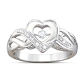 Exquisito anillo en forma de corazón plateado con circón central y banda calada - US 5