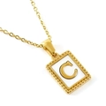 18K goud vergulde roestvrijstalen rechthoekige hanger met witte schelp en de letter C - Letter C (Inclusief Ketting)