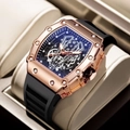 Orologio da uomo tonneau oro rosa con quadrante scheletrato e cinturino in gomma nera - 808 Tonneau Oro Rosa