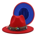Dettaglio cappello in lana con fodera blu, fascia etnica intrecciata e perle turchesi - M(56-58cm) / Rosso con Interno Blu