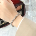 Bracciale a catena a maglie grosse in argento dal look industriale minimalista per le donne - Argento