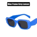Lunettes de soleil carrées irrégulières avec monture bleue et verres gris - Charnière en Métal / Monture Bleue Verres Gris
