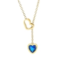 Elegante collar de cadena dorada con colgante de corazón hueco y zafiro azul facetado - Dorado