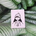 Cartoncino rosa per orecchini con personaggio cartoon su sfondo di foglia verde materica - Kawaii n. 1 (100 pezzi)