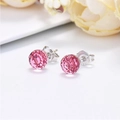 Orecchini a perno con sfera di cristallo rosa sfaccettato e perni in argento S925 con farfalla - 6mm / Rosa Chiaro