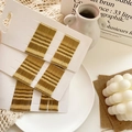 Set de barrettes dorées sur carte blanche pour coiffure et accessoire de cheveux quotidien - Doré