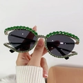Lunettes de soleil œil-de-chat de luxe avec strass verts et monture argentée - Monture Argentée Strass Vert
