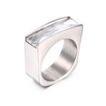 Lujoso anillo de acero inoxidable dorado con una gema rectangular de vidrio claro - US 6 / Transparente (KR38114-K)