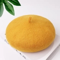 Berretto in feltro di lana giallo per bambini con classica forma a zucca e punta superiore - Taglia unica / Giallo zenzero