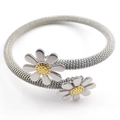 Zilveren roestvrijstalen mesh armband met madeliefjes en gele bloemkernen - Standaard