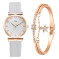 Détail de la montre Tadi or rose avec ensemble de bracelets étoile sur fond blanc - Montre + Bracelet / Gris clair