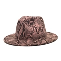 Dettaglio della trama a serpente rosa e nera su un cappello Fedora in lana strutturato - Rosa
