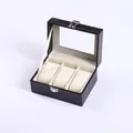 Schwarze Uhrenbox aus PU-Leder mit drei Fächern, Glasdeckel und silbernem Metallschloss - 3 Slots - Beige Interieur