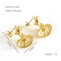 Detail of 18K gold plated stainless steel bow earrings with size and weight dimensions - 18K Gold / Gold