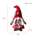 Gnomo natalizio in peluche con gonna a quadri rossi e cappello di maglia con misure - Stile treccia