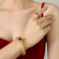 Vintage gold plated bracelet and ring set with emerald green zircon stones - 12mm / Green