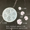 Daisy silicone mold with 6 cavities for DIY fondant cake decor and gypsum crafts - 3 Styles 6-Hole Daisy