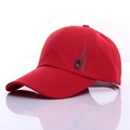 Casquette de baseball rouge pour homme en coton avec écusson latéral sur fond miroir - Réglable / Rouge