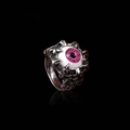 Gothic-Punk-Ring aus Silberlegierung mit einem detaillierten rosa Augapfel-Design - US 10 / Rosa