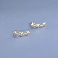 Minimalistische S925 Silber Ohrstecker mit drei goldenen Sternen im Bogen-Design - Drei Sterne / Gold