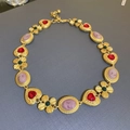 Collana dorata vintage con ciondolo a cuore rosso e cameo viola in un cerchio - Collana con Pendente Ritratto Cuore Rosso Viola / Collana d'Oro(HE10126)