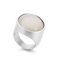 Breiter silberner Edelstahlring im Punk-Stil mit glattem ovalem weißem Edelstein - US 6 / Silber + Mondstein (KR48285-K)