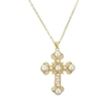 Elegante goldene Kreuzkette mit weißen Perlen auf einem klaren weißen Hintergrund präsentiert - Kreuz Perle B / Gold