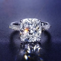 Luxurious cushion-cut moissanite ring in silver-plated copper with pave-set accents - US 6 / Silver White (KYRA0736)