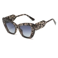 Occhiali da sole cat-eye con montatura marmorizzata marrone e lenti sfumate - Montatura Marmo Puntinato Lenti Sfumate Grigie
