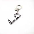 Detailweergave van de contactloze acryl sleutelhanger met koeprint en metalen ring - 3# Koeprint