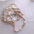 Détail d'un sac cabas en coton fleuri avec texture douce montrant l'espace intérieur - Jaune Clair Avec Des Fleurs Orange Rose