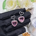 Elegantes pendientes de corazón con circón rosa y cristales micropavé plateados - Color Plata (E2273)