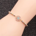 Buntes Perlenarmband mit dreifarbigen Goldperlen und achteckigem Zirkonia-Anhänger - Achteck-Anhänger