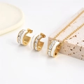 Set di orecchini a C e collana in oro con zirconi e inserti in conchiglia elegante - Bianco