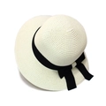 Cappello da sole in paglia color crema da donna con tesa larga e fiocco nero elegante - M (56-58cm) / crema