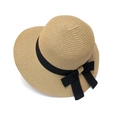 Cappello da sole in paglia kaki da donna con tesa larga ed elegante fiocco nero - M (56-58cm) / Cachi