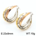 Macro detail of tricolor interlocking hoop earrings showing geometric facets and dimensions - Tri-color Geometric Faceted (KE109353-LO) / 23*9mm