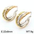 Detail view of tri-color twisted hoop earrings with textured finish and 22x8mm dimensions - Tri-color Twisted Texture (KE109354-LO) / 22*8mm