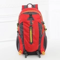 Zaino da trekking all'aperto rosso e grigio scuro con slogan Keep Walking stampato - Rosso