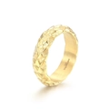 Anillo de 6mm en acero inoxidable dorado con una textura de escamas de serpiente estilo punk - US 8 / Color Dorado (KR108144-KJX)