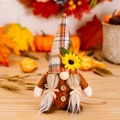 Gnomo de otoño de peluche con gorro de cuadros y girasol para decoración festiva - Modelo Femenino-Sombrero de cuadros marrón naranja