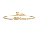 Macro shot of gold-plated box chain bracelet with I Heart Mama engraved letter detail - I Love Mama-Box Chain